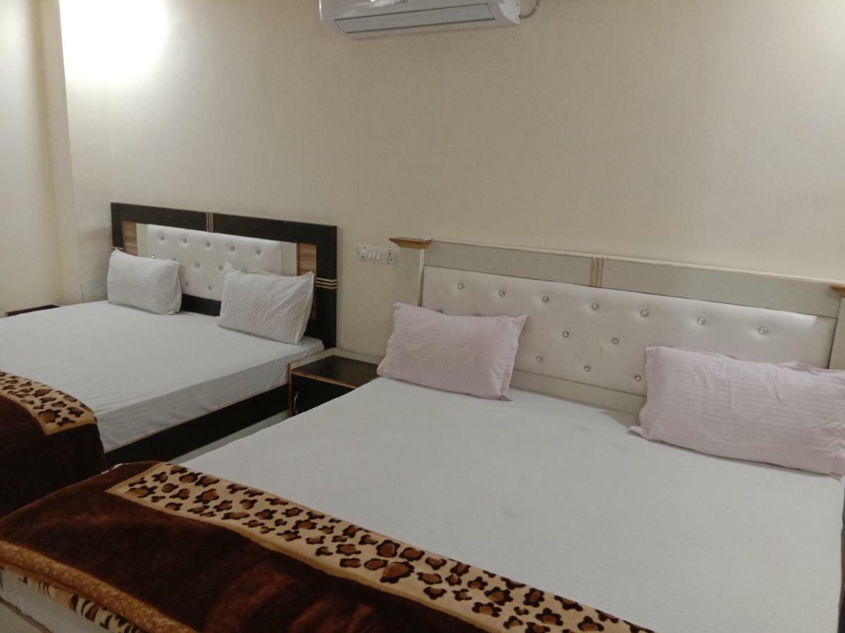 Kālka Oscar Banquet And Hotel מראה חיצוני תמונה